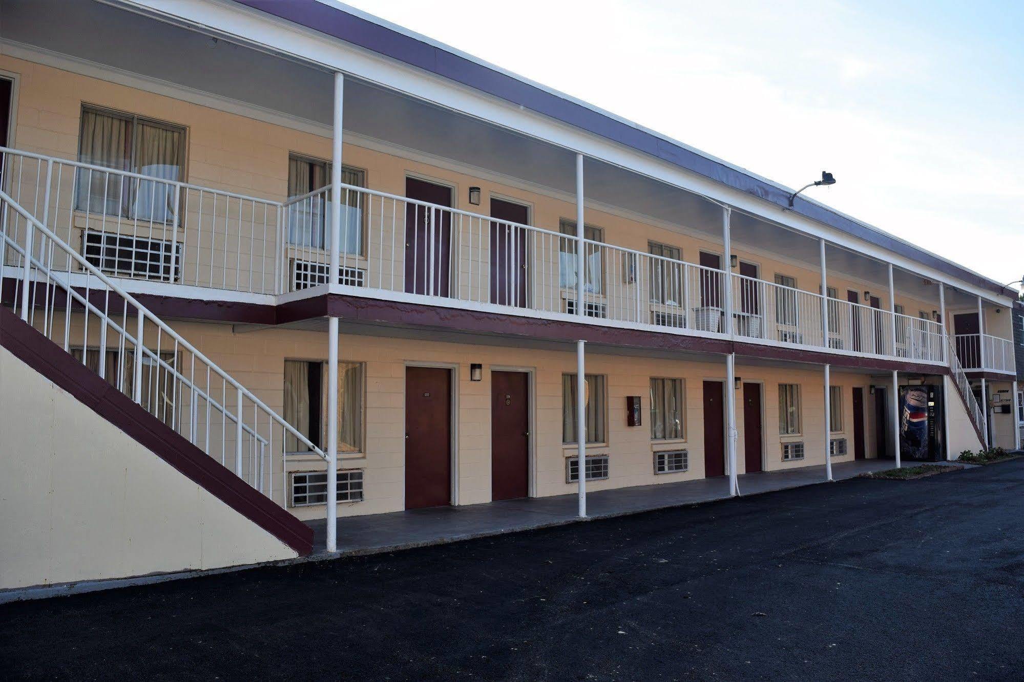 نيوبورت نيوز Fort Eustis Inn المظهر الخارجي الصورة